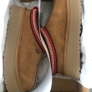 Ugg Tazz slippers chestnut size 8